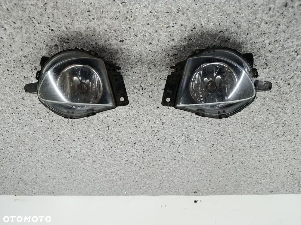 KOMPLET HALOGENÓW BMW 3 E91 6948374 6948373 - 2