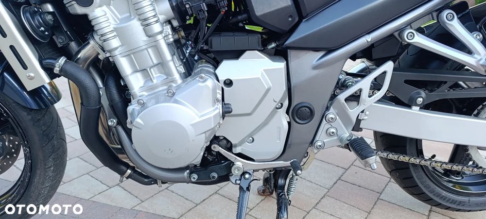 Suzuki Bandit - 35