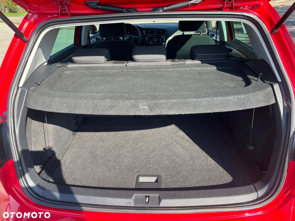 Volkswagen Golf - 18