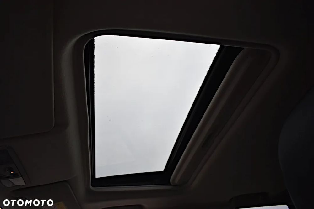 Mitsubishi Outlander 2.0 4WD - 19