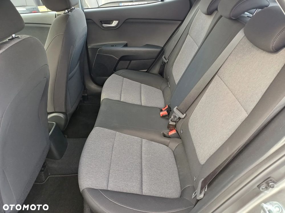 Kia Stonic 1.0 T-GDI M - 13