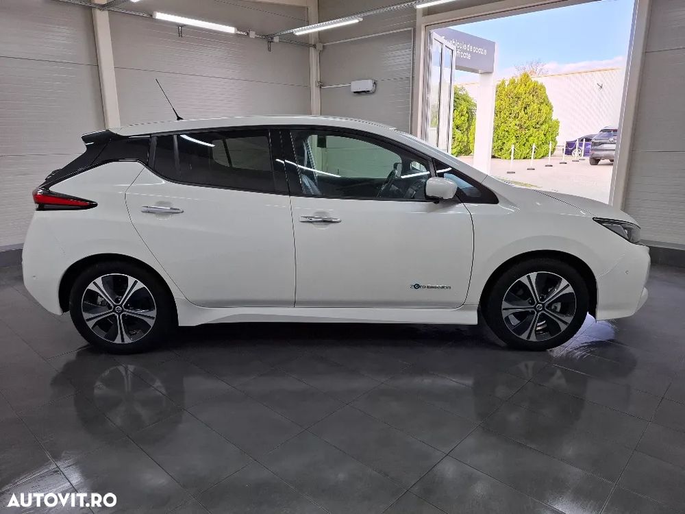 Nissan LEAF Tekna - 8