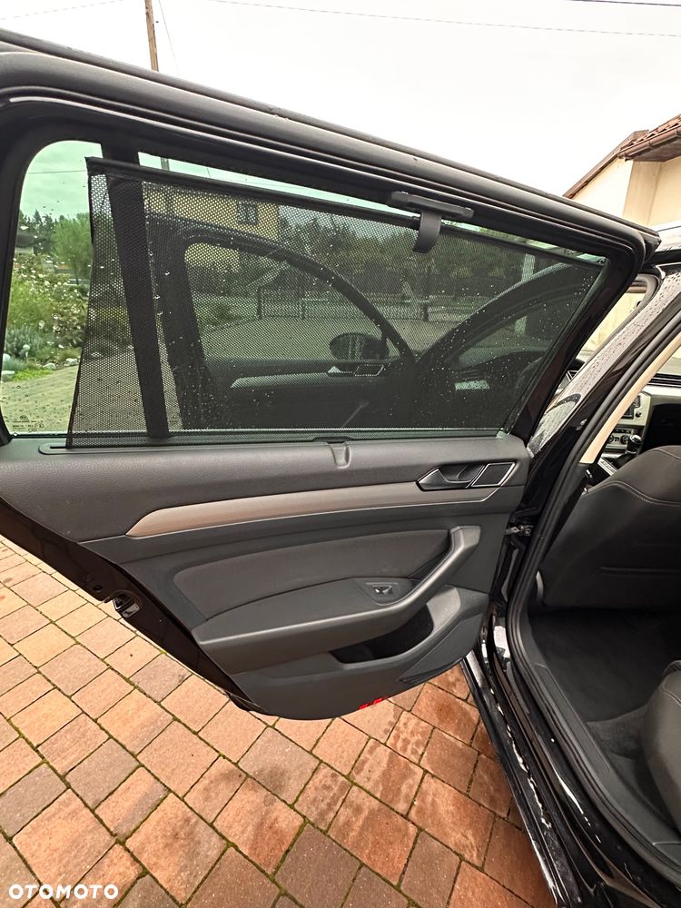 Volkswagen Passat Variant - 18