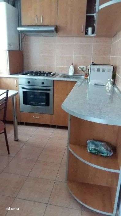 Apartament cu o camera decomandat, balcon, zona VIVO — fotografia 3
