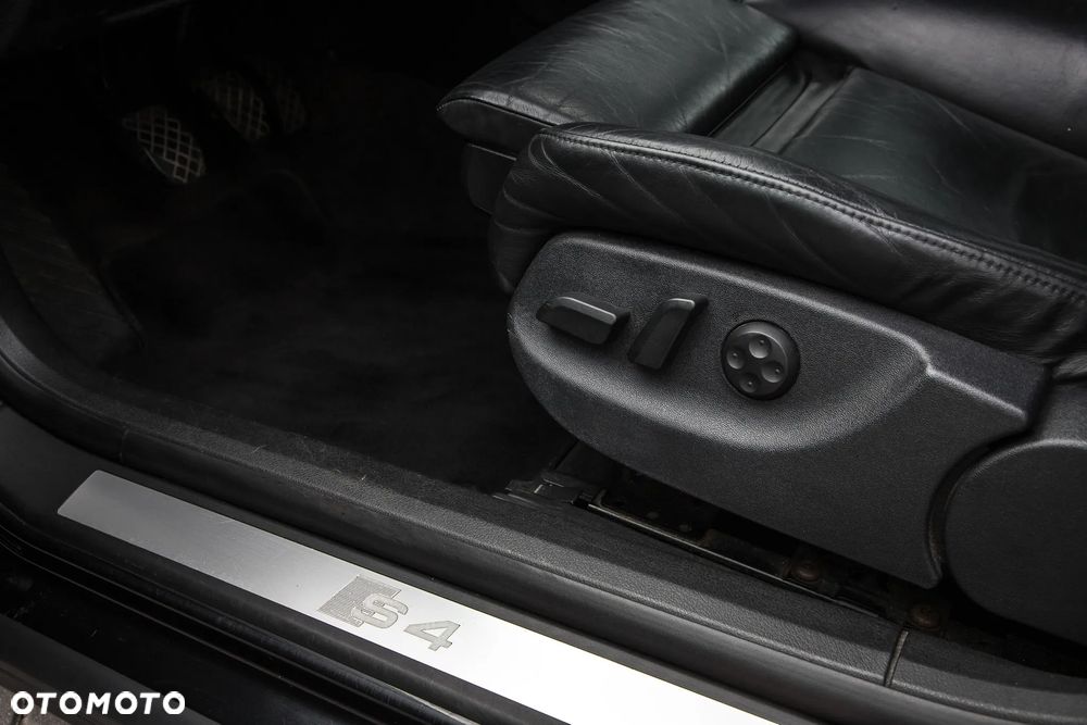 Audi S4 Limousine Standard - 10