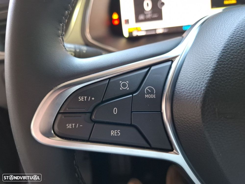 Renault Captur 1.0 TCe Techno Bi-Fuel - 17