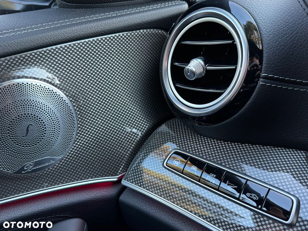 Mercedes-Benz Klasa E AMG 63 S 4Matic+ AMG Speedshift MCT-9G - 28