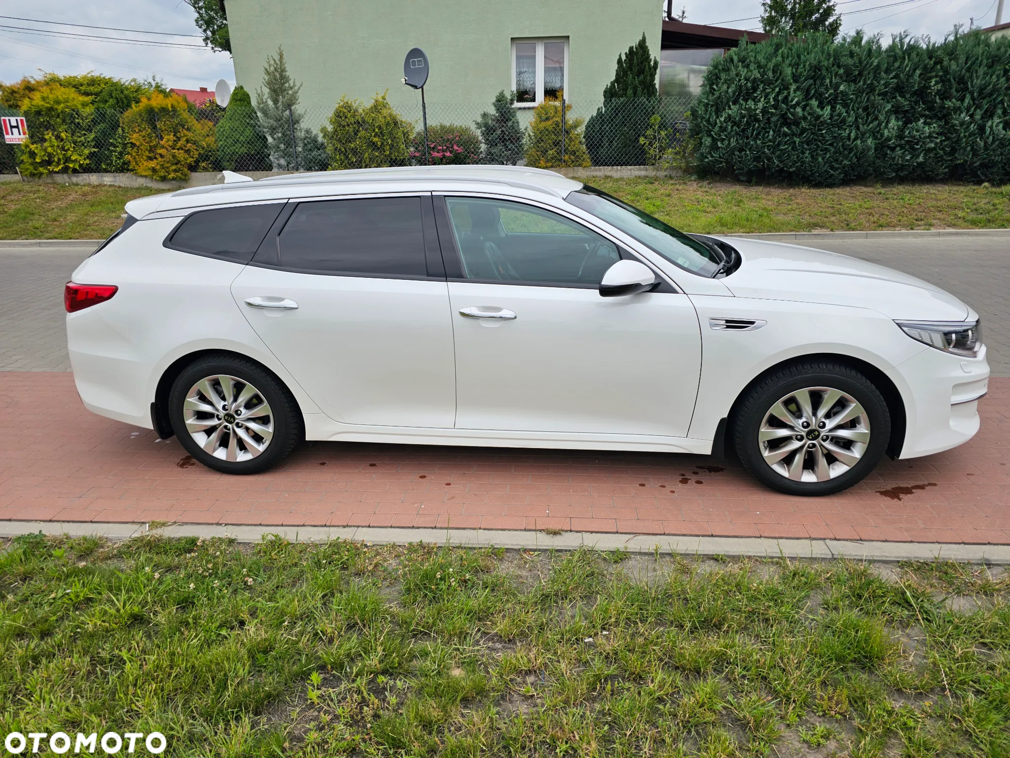 Kia Optima 2.0 L - 4