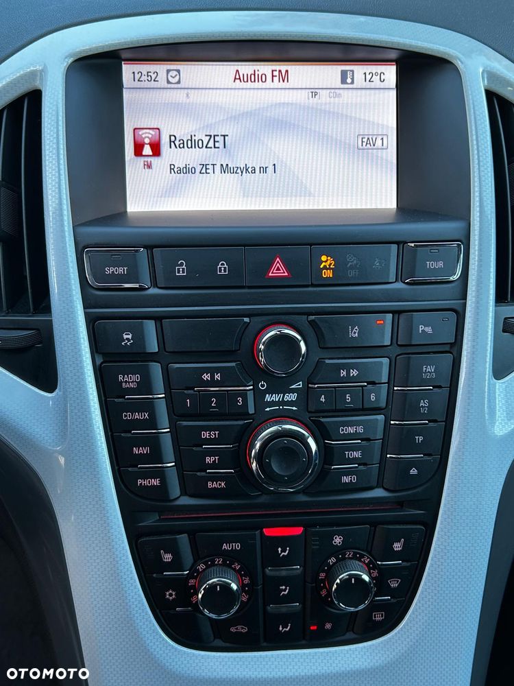 Opel Astra 1.6 Turbo Innovation - 17