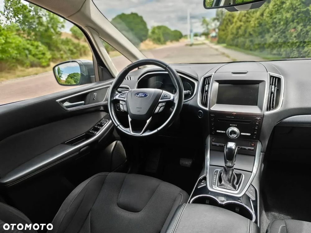 Ford S-Max 2.0 TDCi Titanium PowerShift - 8