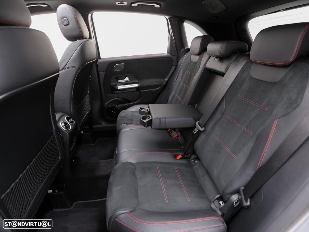 Mercedes-Benz B 250 e AMG Line - 12
