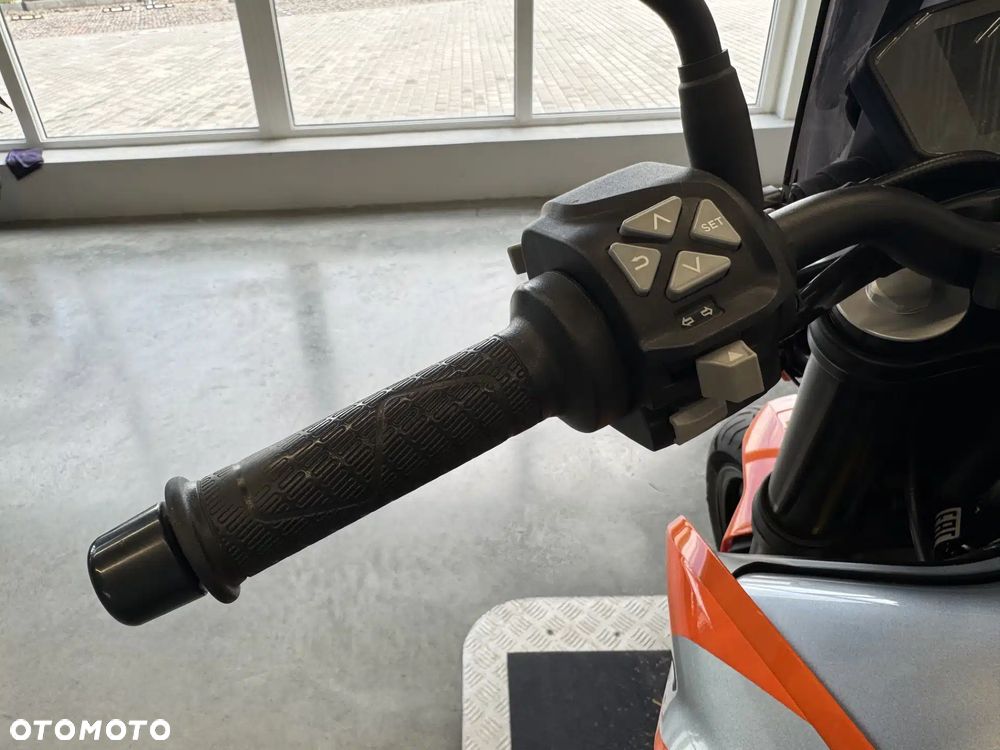 KTM Duke - 30