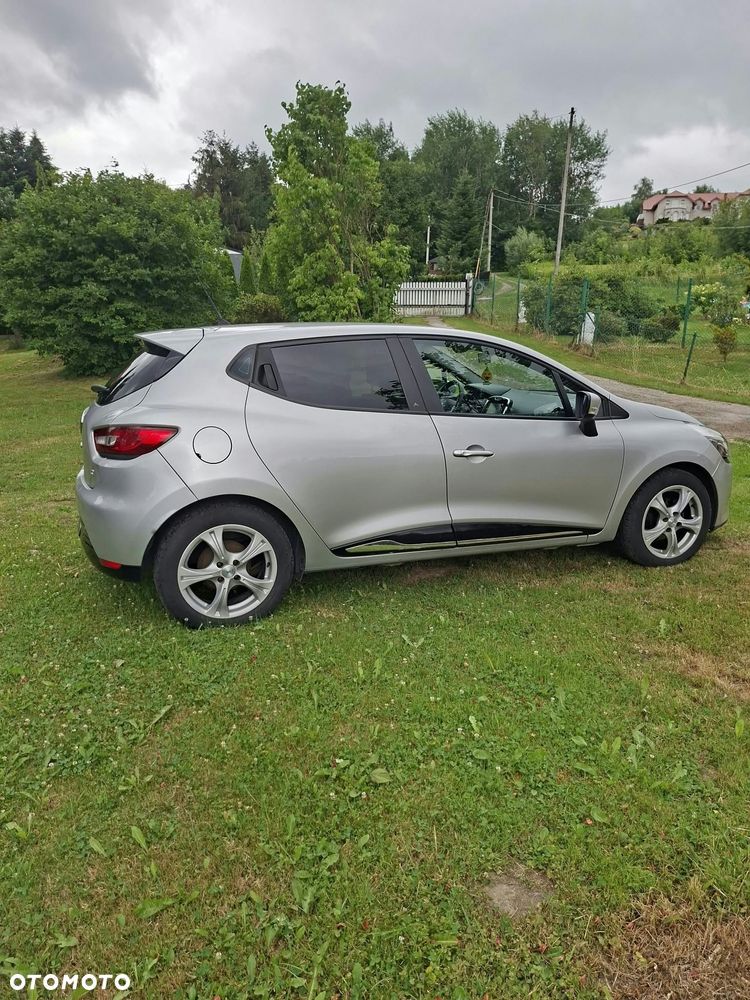Renault Clio 1.5 dCi Zen - 6