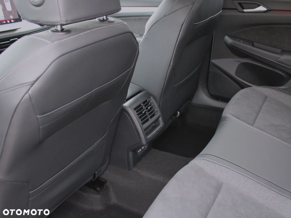 Volkswagen Golf 1.5 eTSI mHEV Life DSG - 10