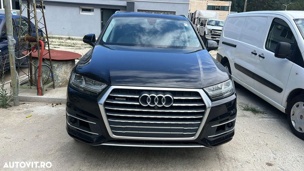 Audi Q7 3.0 TFSI Quattro Tiptronic - 1
