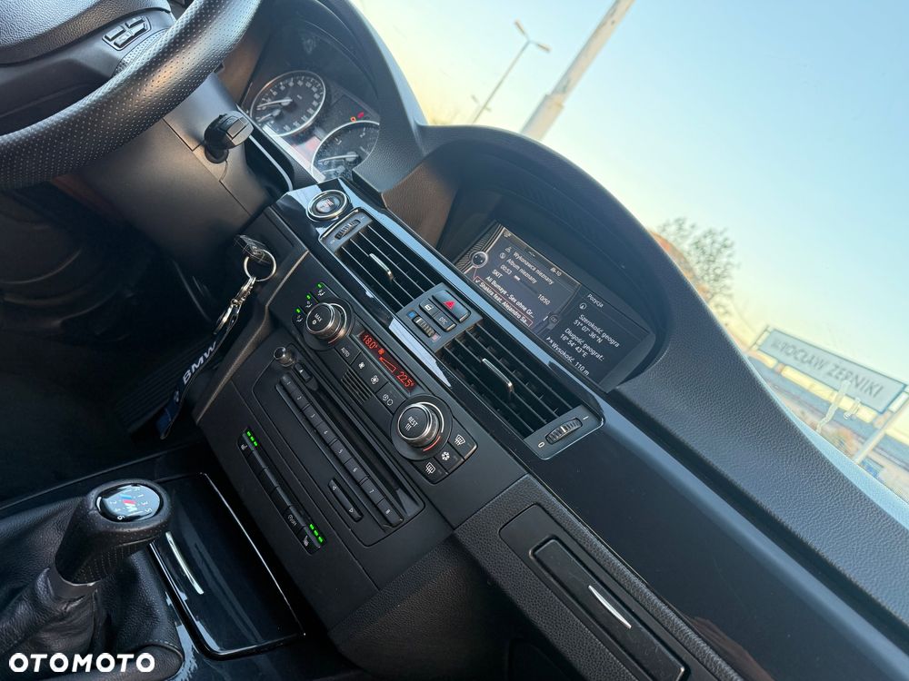 BMW Seria 3 320d - 13