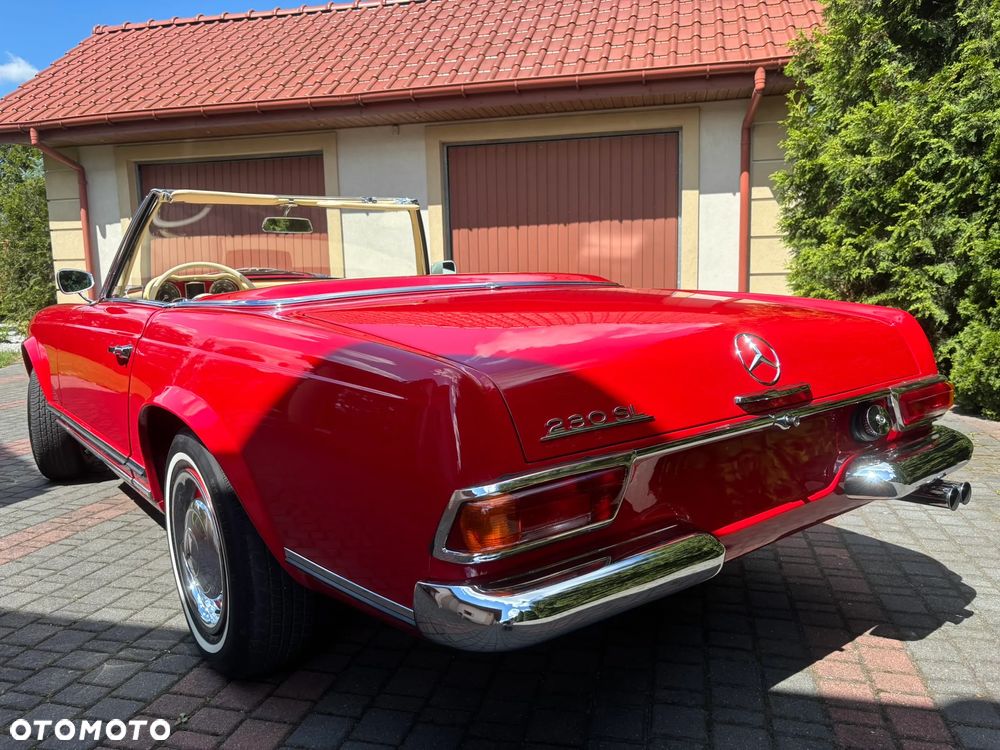 Mercedes-Benz SL - 14