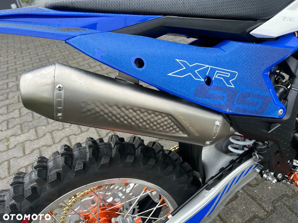 ASIX XR-99 - 6
