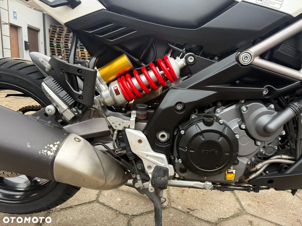 Aprilia Caponord - 14