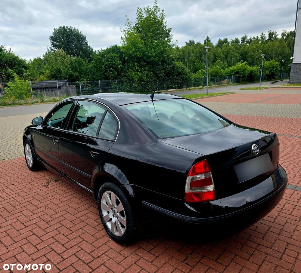 Skoda Superb 1.8 Turbo Classic - 6