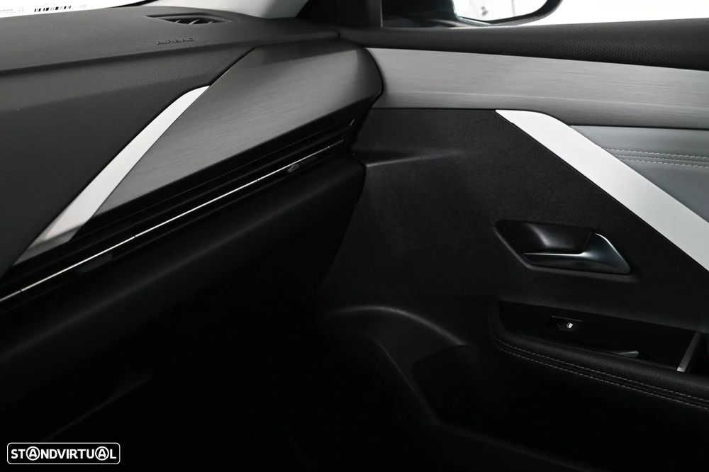 Opel Astra 1.6 T PHEV Elegance - 24