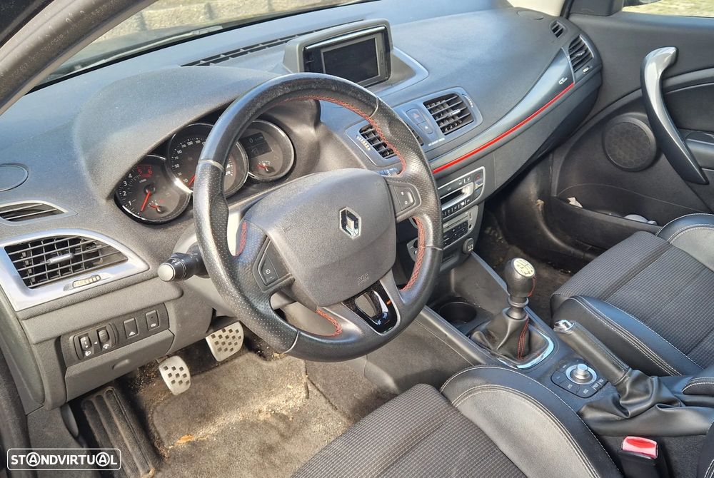 Renault Mégane Sport Tourer 1.5 dCi GT Line SS - 6