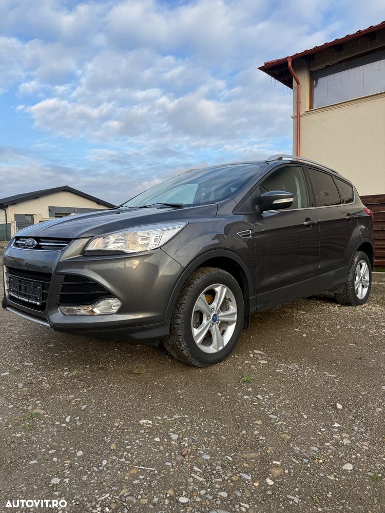 Ford Kuga 1.5 EcoBoost 2x4 Business Edition - 2