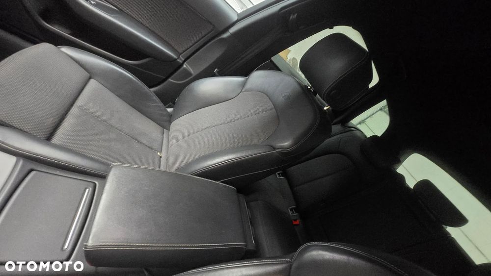 Audi A6 Avant 2.0 TDI Quattro S tronic - 12