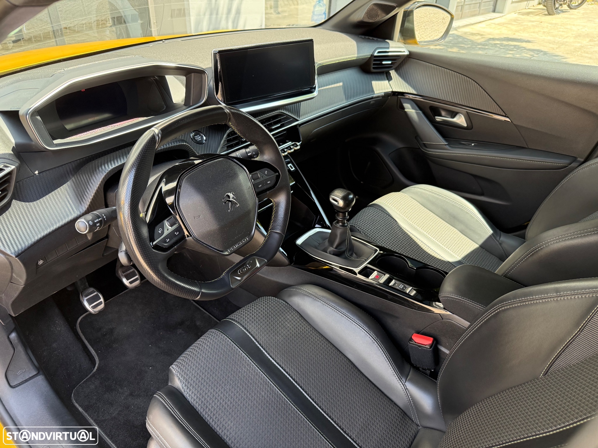 Peugeot 208 1.5 BlueHDi GT Line - 13