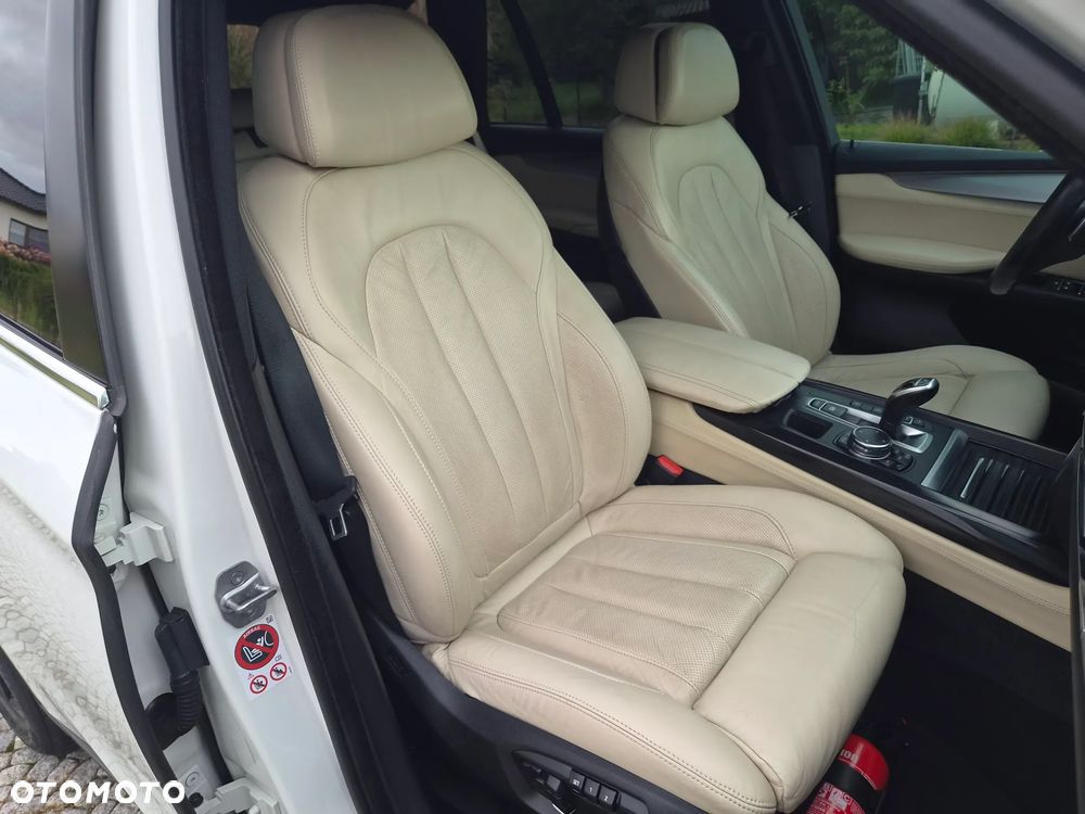BMW X5 xDrive25d Sport-Aut - 14