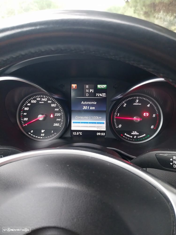 Mercedes-Benz C 300 h AMG Line - 20