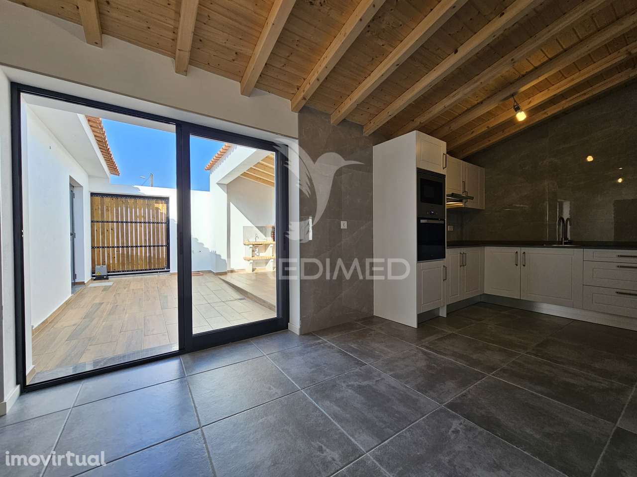 Moradia T2 em Entradas, Castro Verde - Grande imagem: 4/28