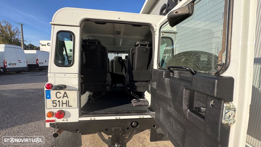 Land Rover Defender 110 DPF Station Wagon E - 40