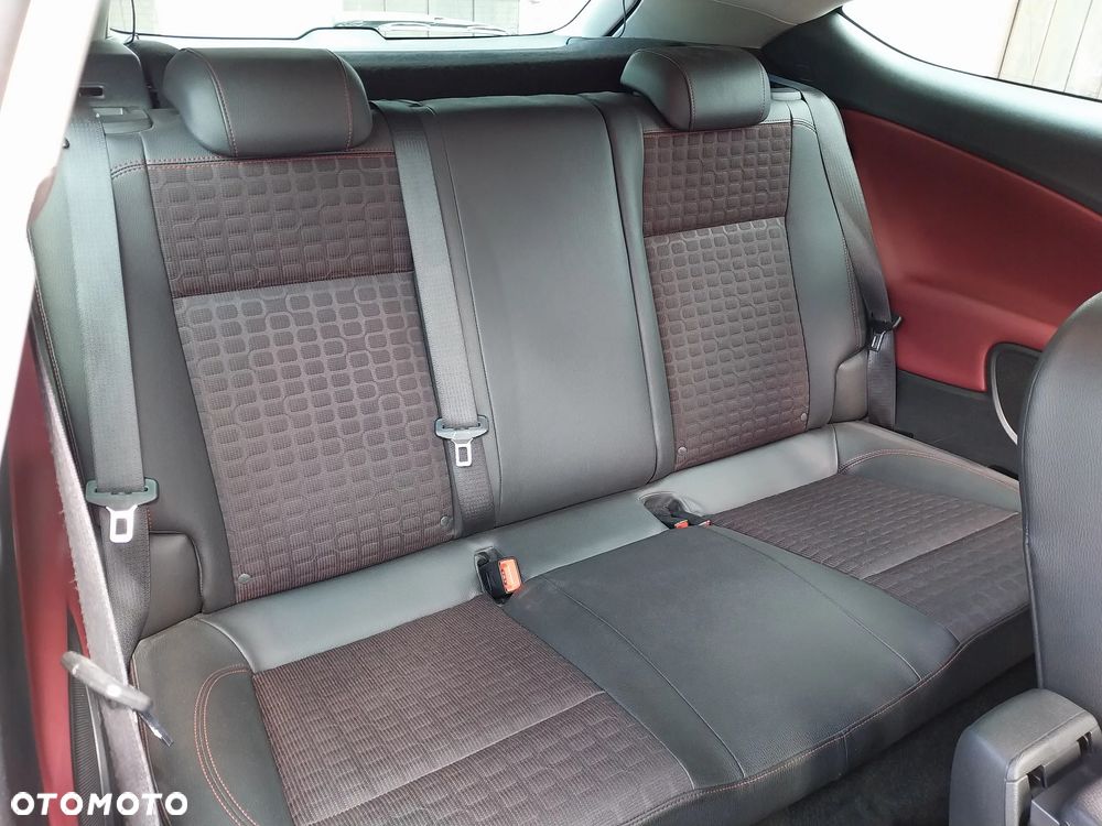 Opel Astra GTC 1.4 Turbo - 9