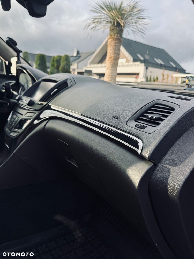 Opel Insignia 2.0 CDTI Cosmo S&S - 30