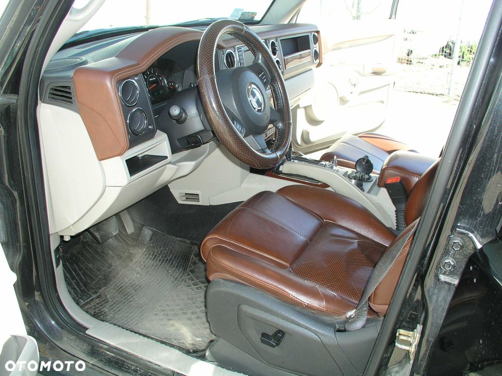 Jeep Commander - 3