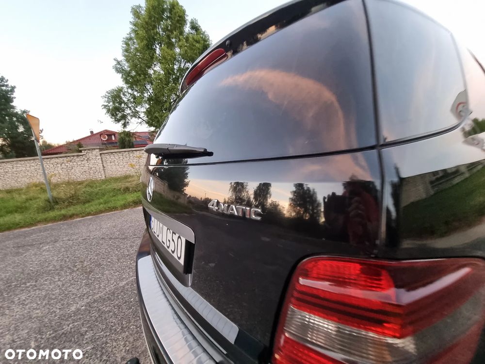 Mercedes-Benz ML - 15