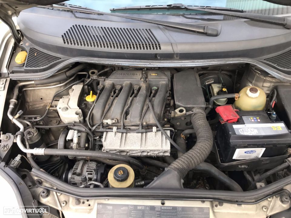 Renault Scenic I 1.4 16V 2000  - Para Peças - 10