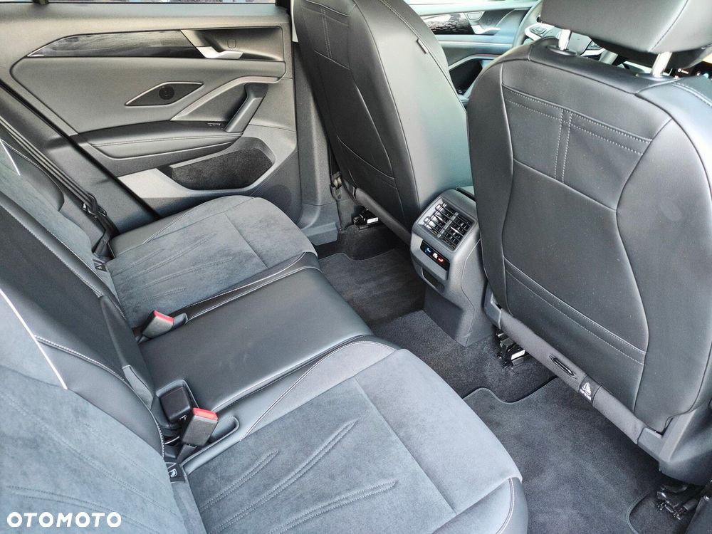 Volkswagen Tiguan - 15