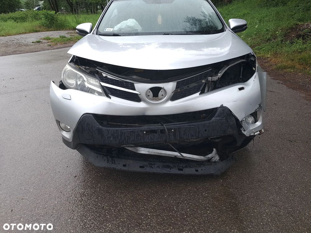Toyota RAV4 - 16