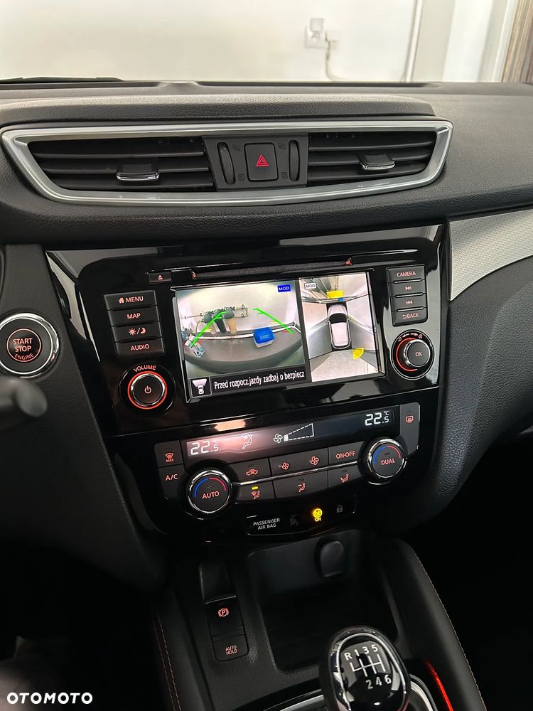 Nissan Qashqai 1.3 DIG-T N-MOTION - 12