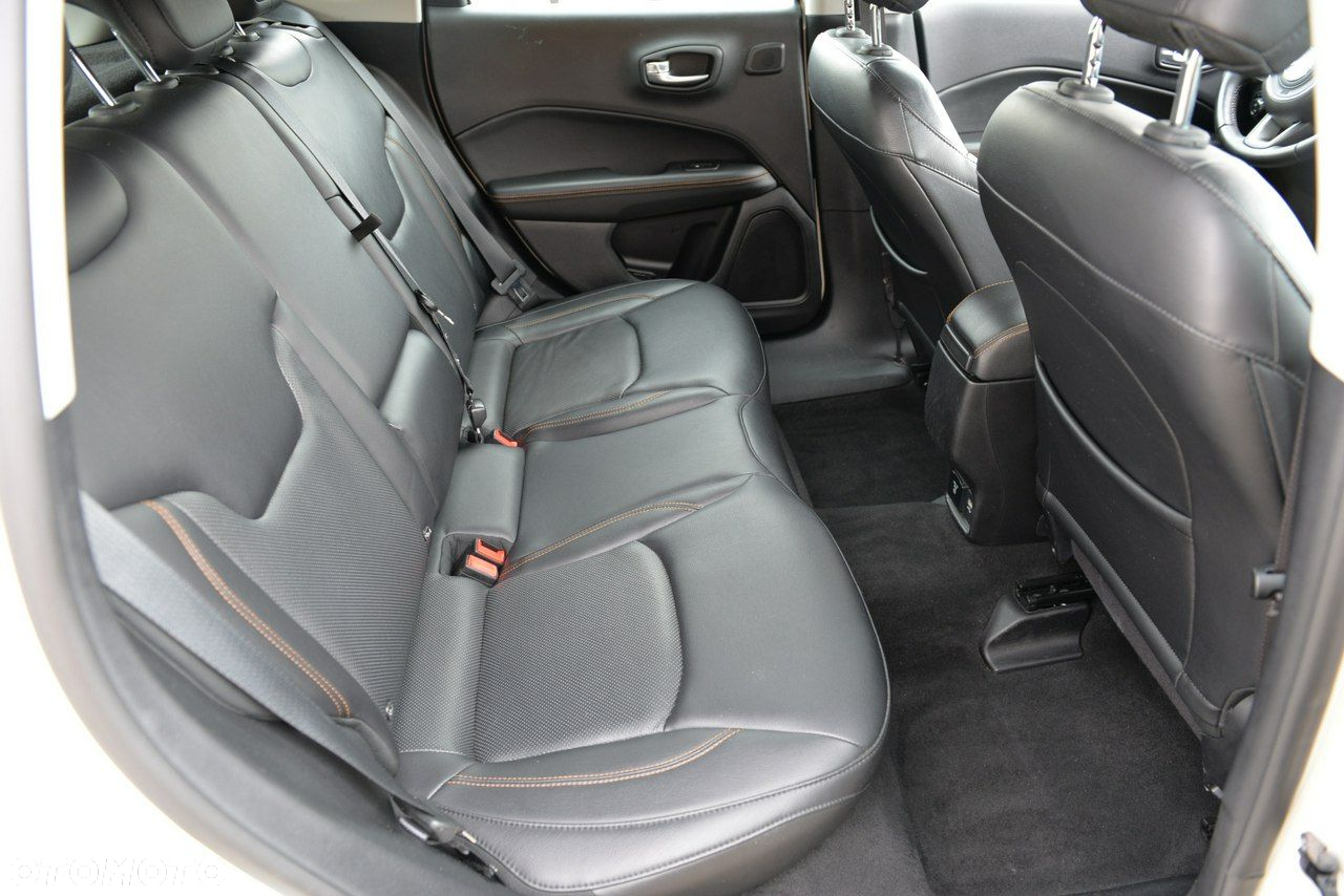 Jeep Compass 1.4 MultiAir Limited - 11
