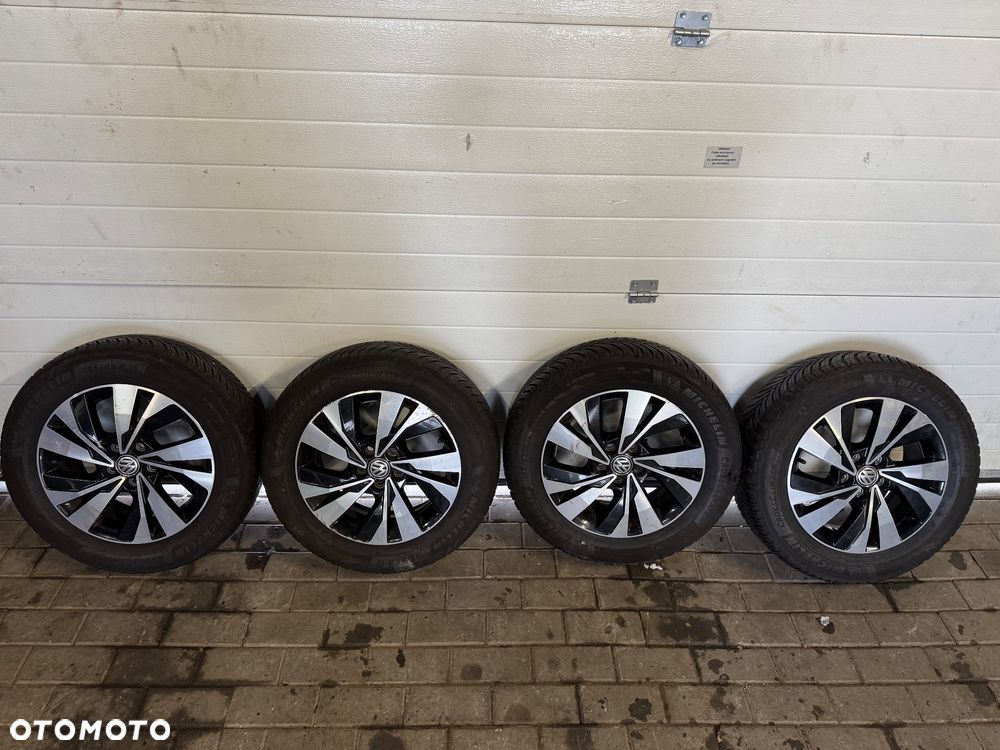 Volkswagen Polo 2G alufelgi R  15 wraz z oponami - 1