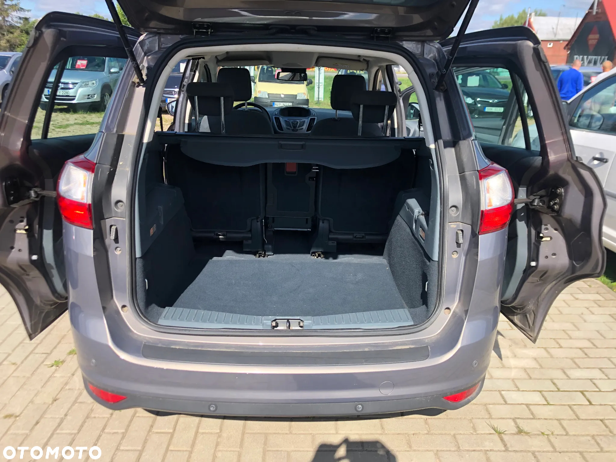 Ford Grand C-MAX 1.6 EcoBoost Start-Stop-System Business Edition - 9