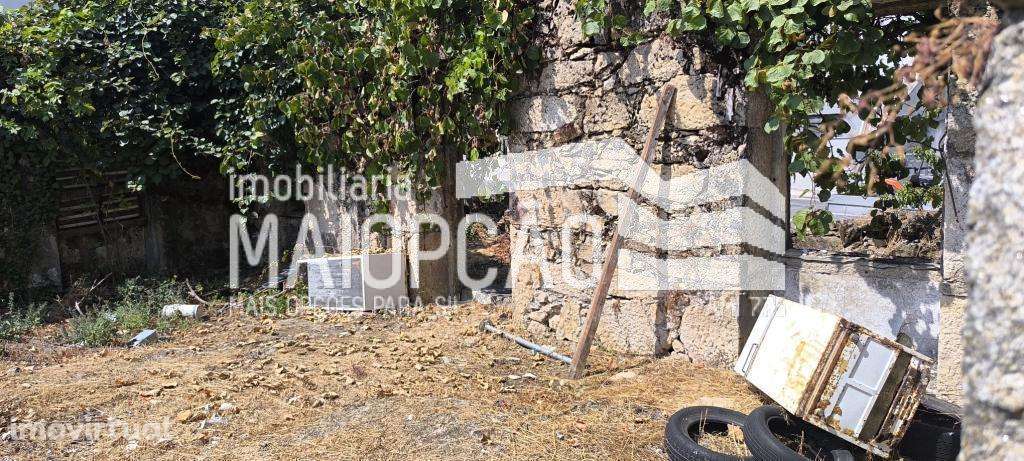 LOTE COM RUINAS PARA MORADIA OU PRÉDIO - Grande imagem: 3/19