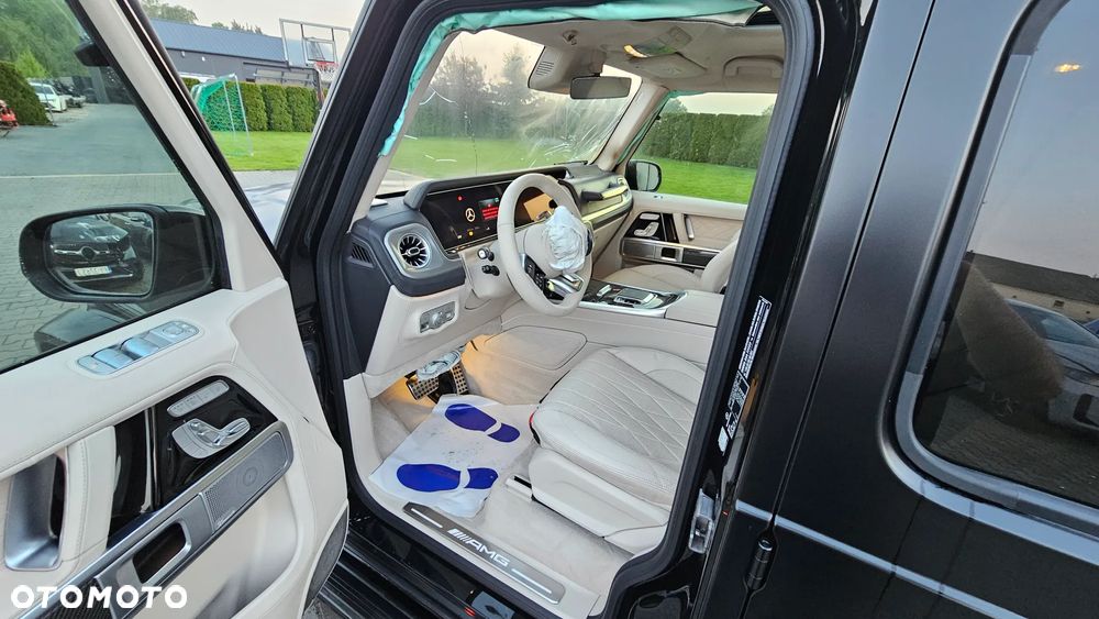Mercedes-Benz Klasa G AMG 63 mHEV 9G-TCT - 24