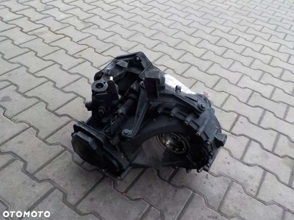 VW T5 1.9 TDI SKRZYNIA BIEGÓW JQR SPRAWDZONA - 2