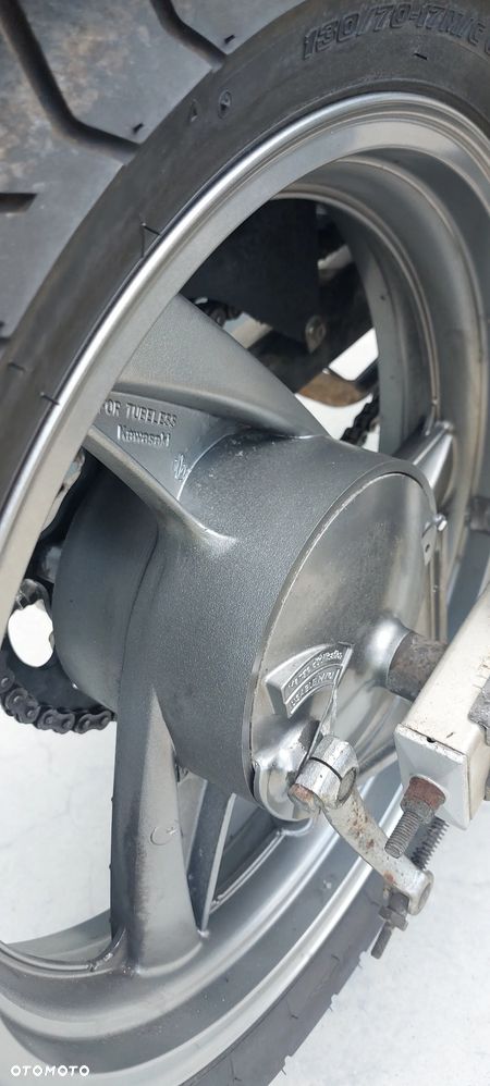Kawasaki ER - 25