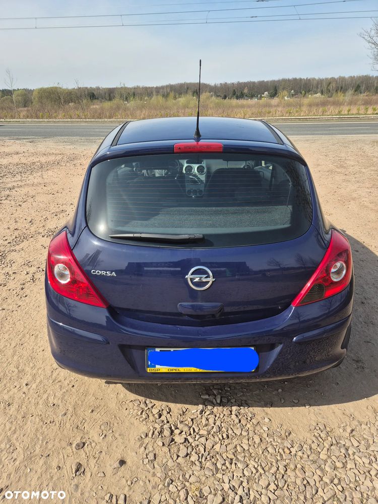 Opel Corsa 1.0 12V Essentia - 2