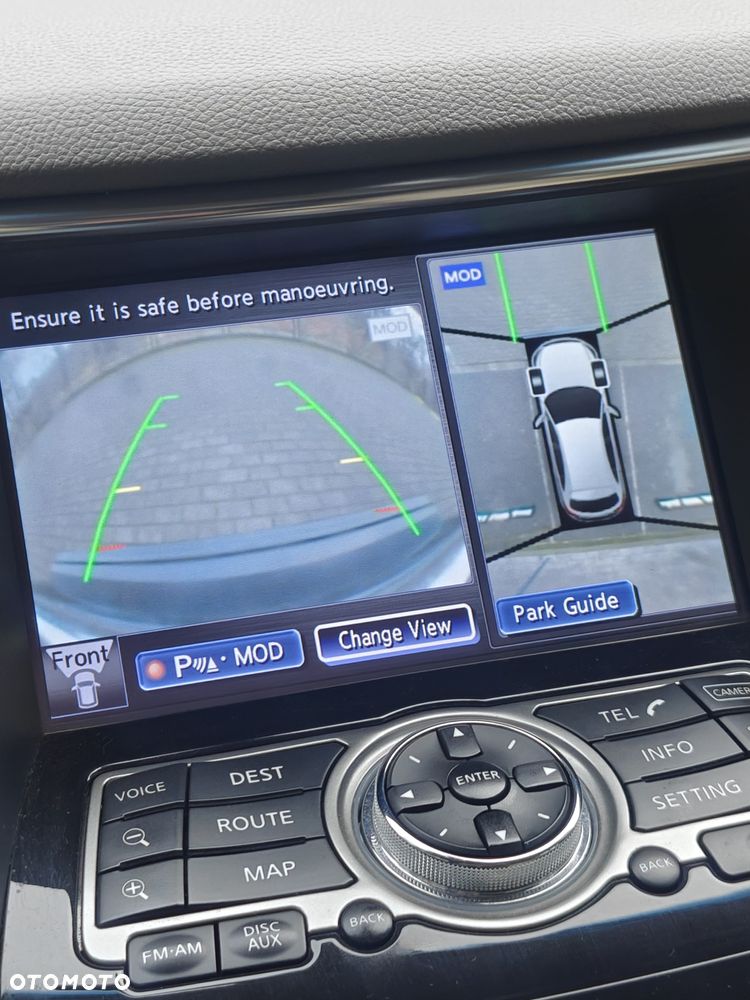 Infiniti QX70 5.0 S Premium - 16